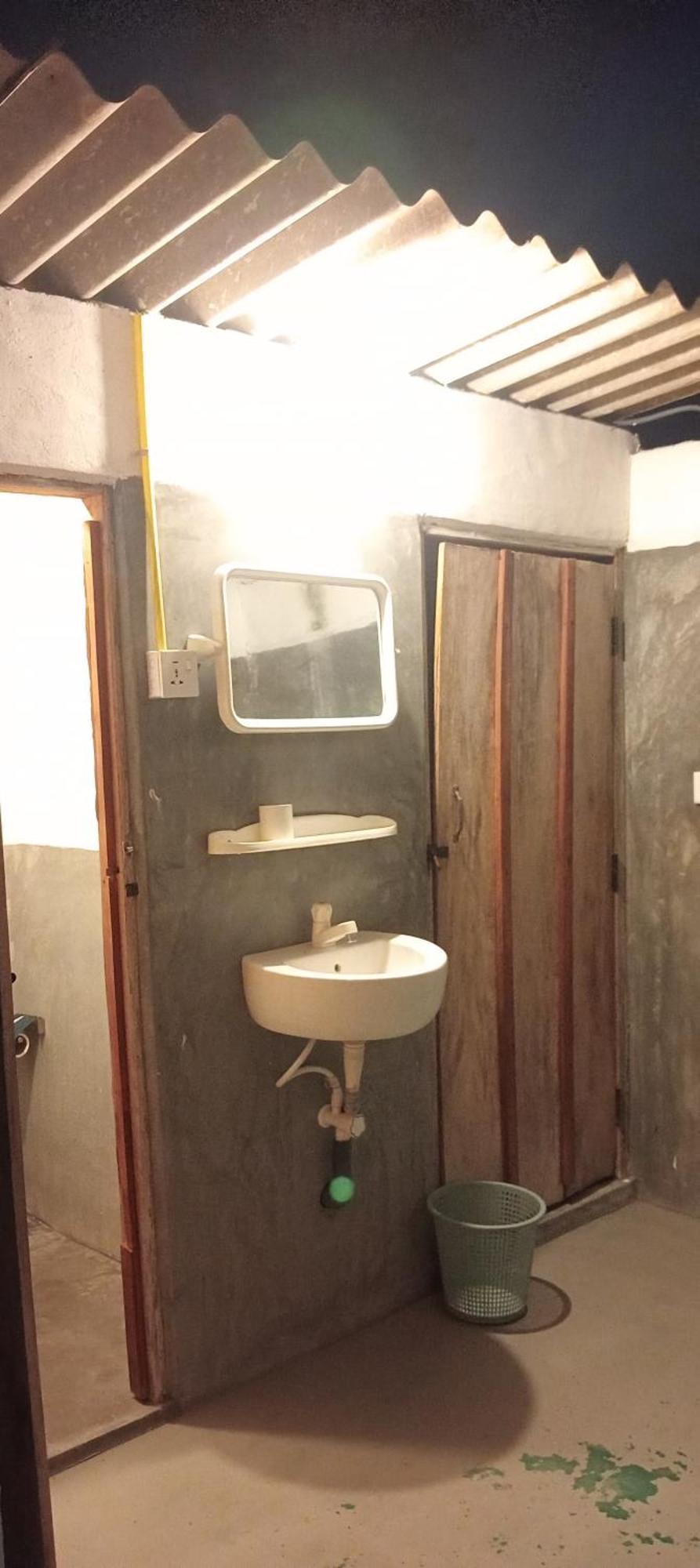 Benzai Surf Apartamento Baía de Arugam Quarto foto